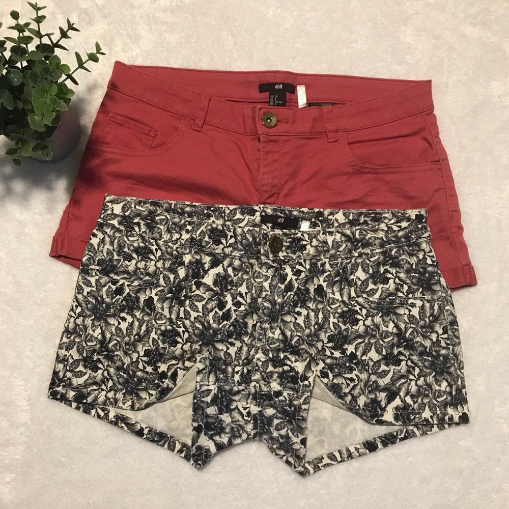 H&M summer shorts bundle of 2 size 8 floral plain
